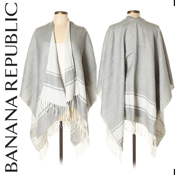 Banana Republic Accessories - Banana Republic Gray Wrap/Poncho/Blanket Scarf
